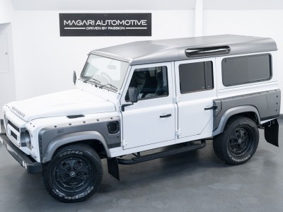 Land Rover Defender 110