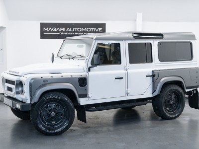 Land Rover Defender 110