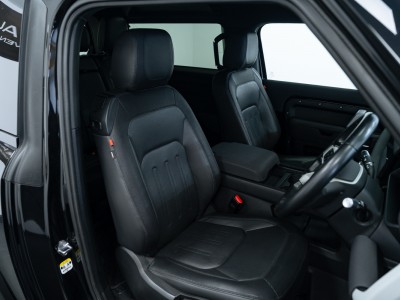 Land Rover Defender 90