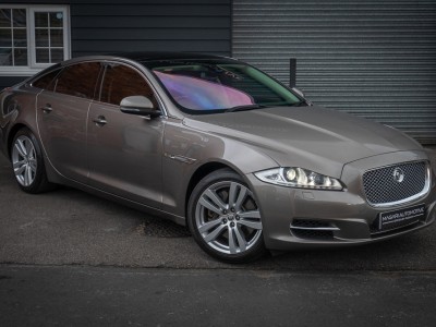 Jaguar Xj