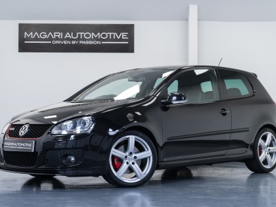 Volkswagen Golf Gti Pirelli